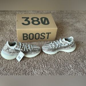 Yeezy Boost 380 Size 9